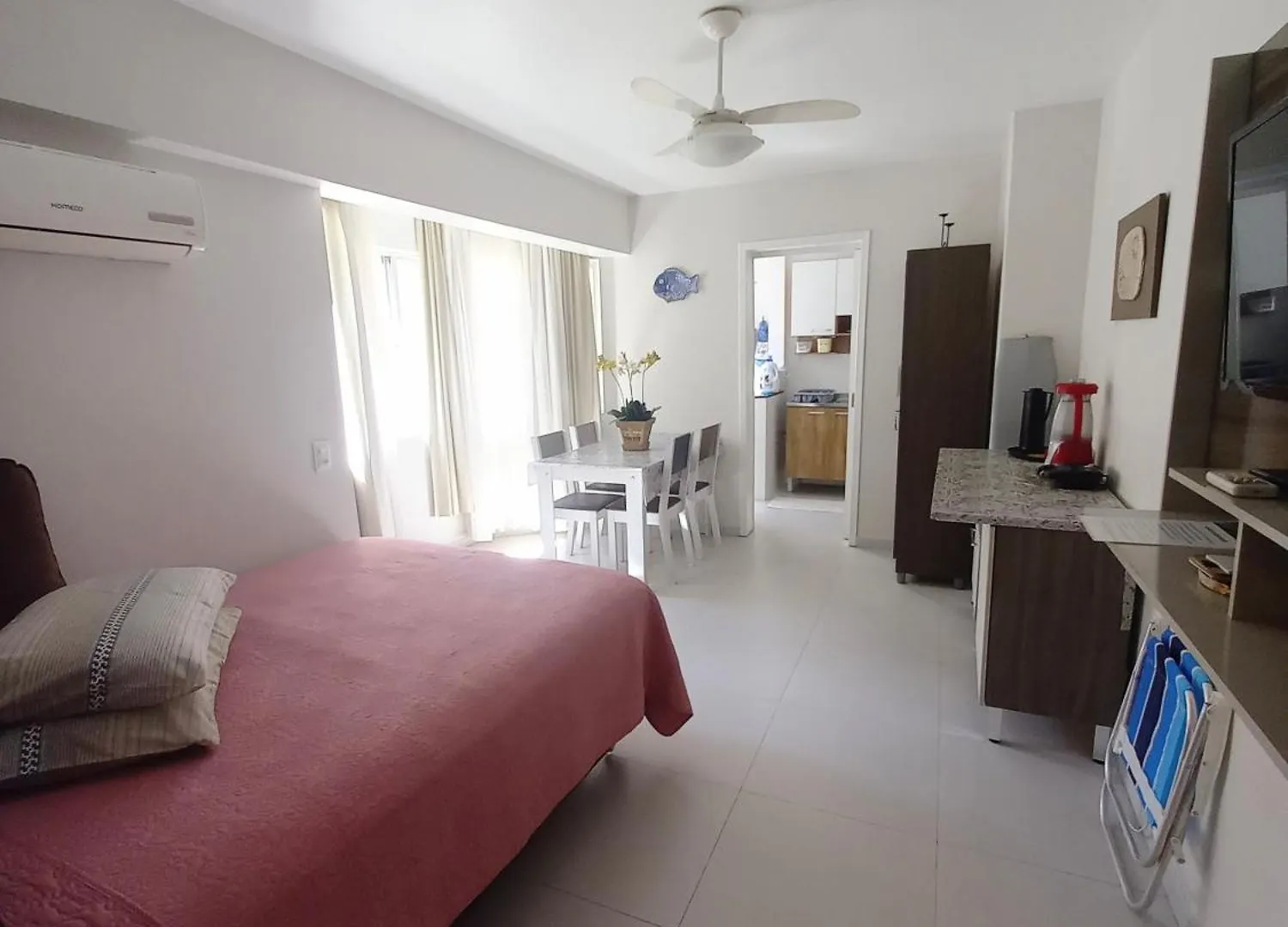 Apto 1 Quarto Em Bc, Vista Mar, Ar Condicionado Split No Quarto E Na Sala Balneário Camboriú